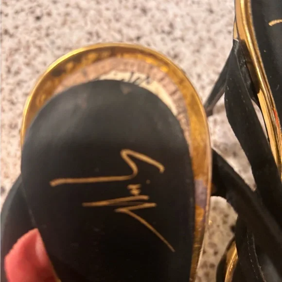 Women’s Size 38.5 Giuseppe Zanotti Design Black and Gold Strappy Sandal - Picture 2 of 11